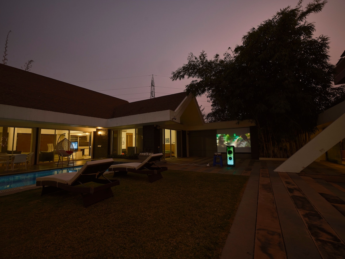 Night Party Package (No Stay)
